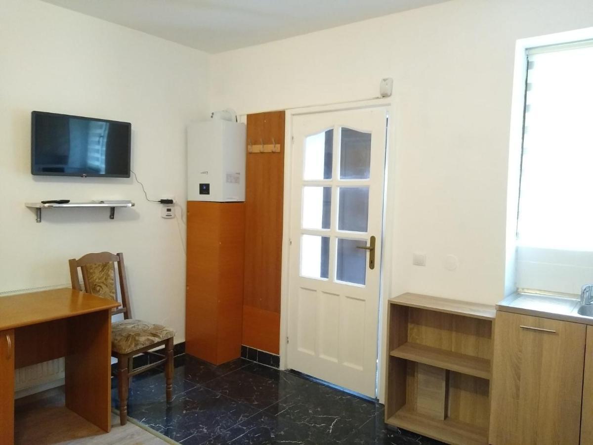 Garsoniera In Centru Apartment Cluj-Napoca Exterior photo